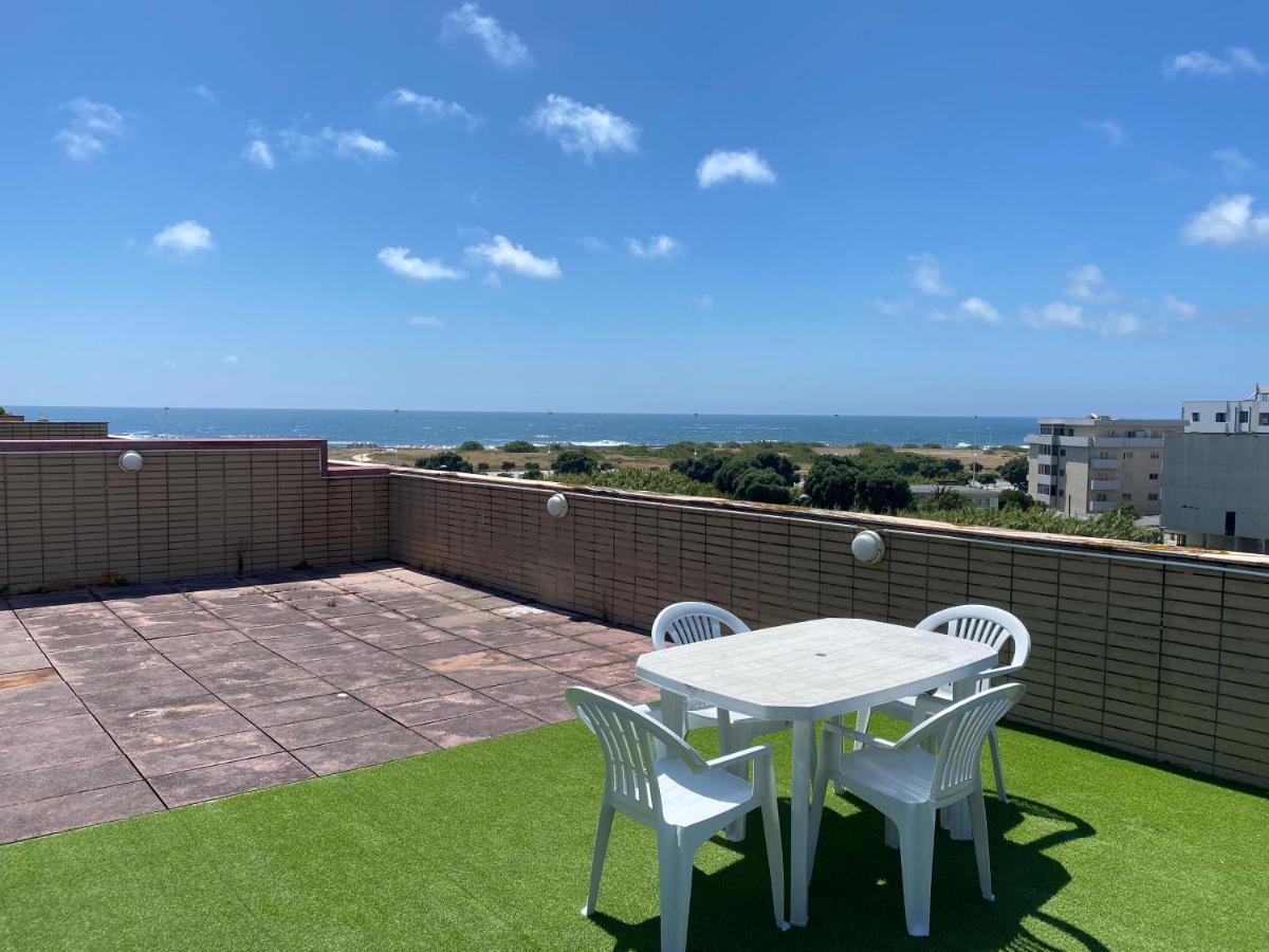 Beach Front With Rooftop วิลาโดคันด์ ภายนอก รูปภาพ